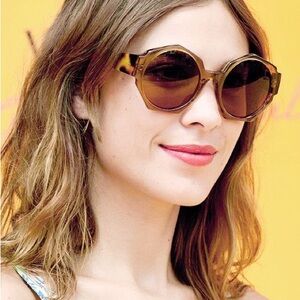 ZANZAN Eyewear Ortolan Sunglasses ASO Alexa Chung